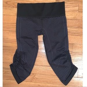 Lululemon crop leggings size 8